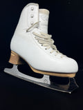 Käytetyt Jackson Elle + Coronation Ace 8,5